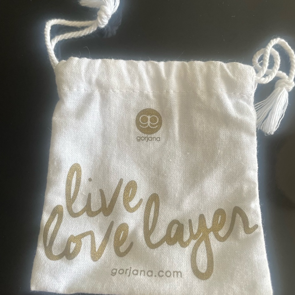 Black onyx, labradorite, lolite bundle